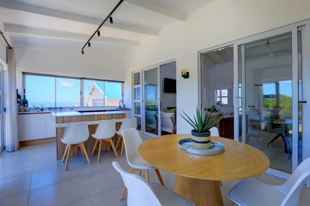 House for sale in Pinnacle Point Golf Estate - 1MB1686967