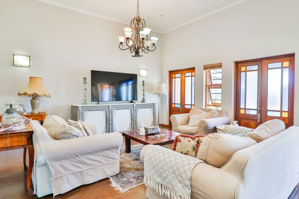 House for sale in Sandbaai - HF1686351 House for sale in Sandbaai - HF1686351