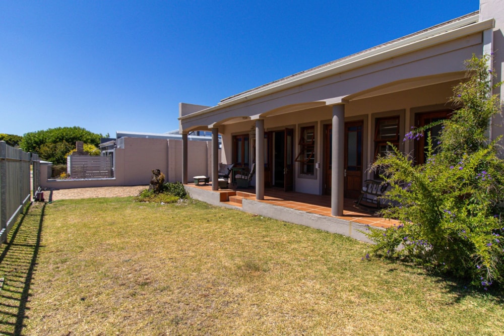 House for sale in Sandbaai - HF1686351