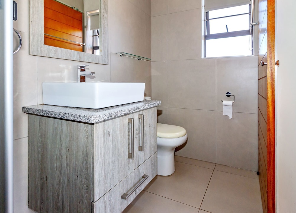 Townhouse let in Glen Marais - ENL1687401 Townhouse let in Glen Marais - ENL1687401