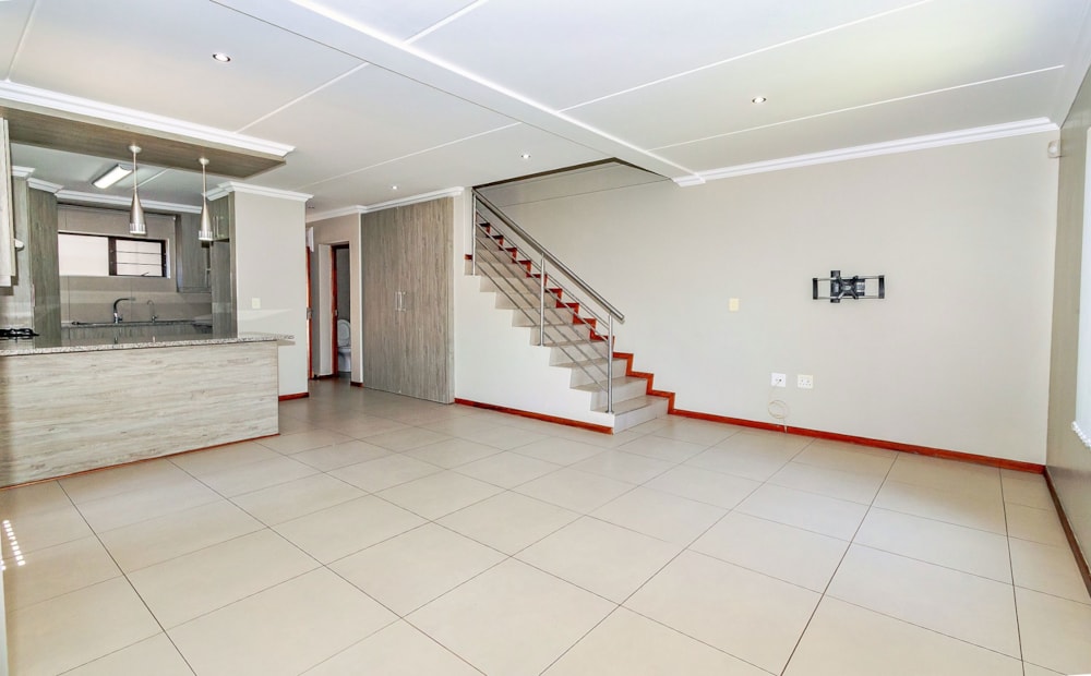 Townhouse let in Glen Marais - ENL1687401 Townhouse let in Glen Marais - ENL1687401