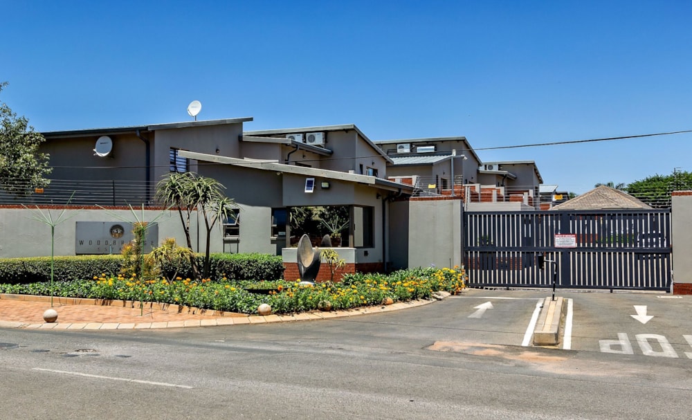 Townhouse let in Glen Marais - ENL1687401 Townhouse let in Glen Marais - ENL1687401