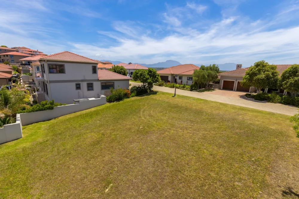Residential vacant land for sale in Avonddans - 1MB1682295