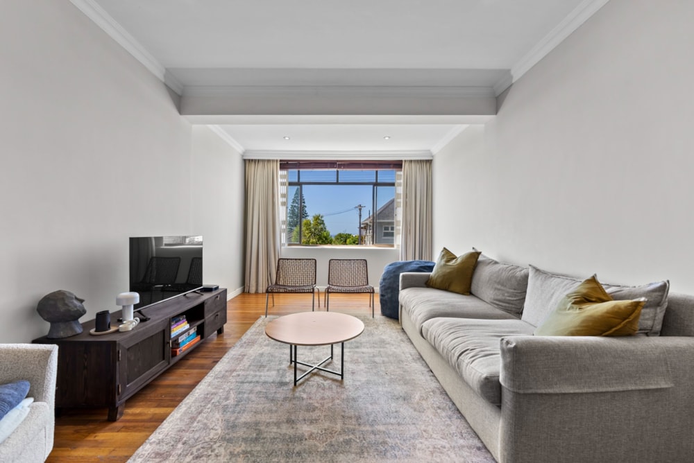 Apartment sold in Green Point, Cape Town - AS1685918 Apartment sold in Green Point, Cape Town - AS1685918