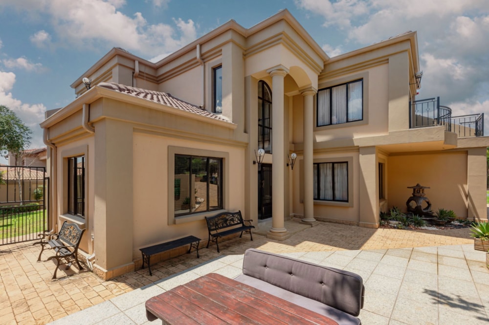 House for sale in Aspen Hills Nature Reserve - 1GV1603133 House for sale in Aspen Hills Nature Reserve - 1GV1603133