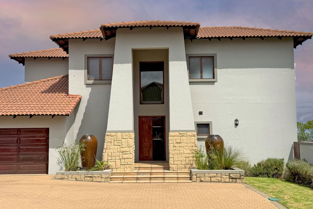 Security estate home sold in Carlswald North Estate - MR1685437