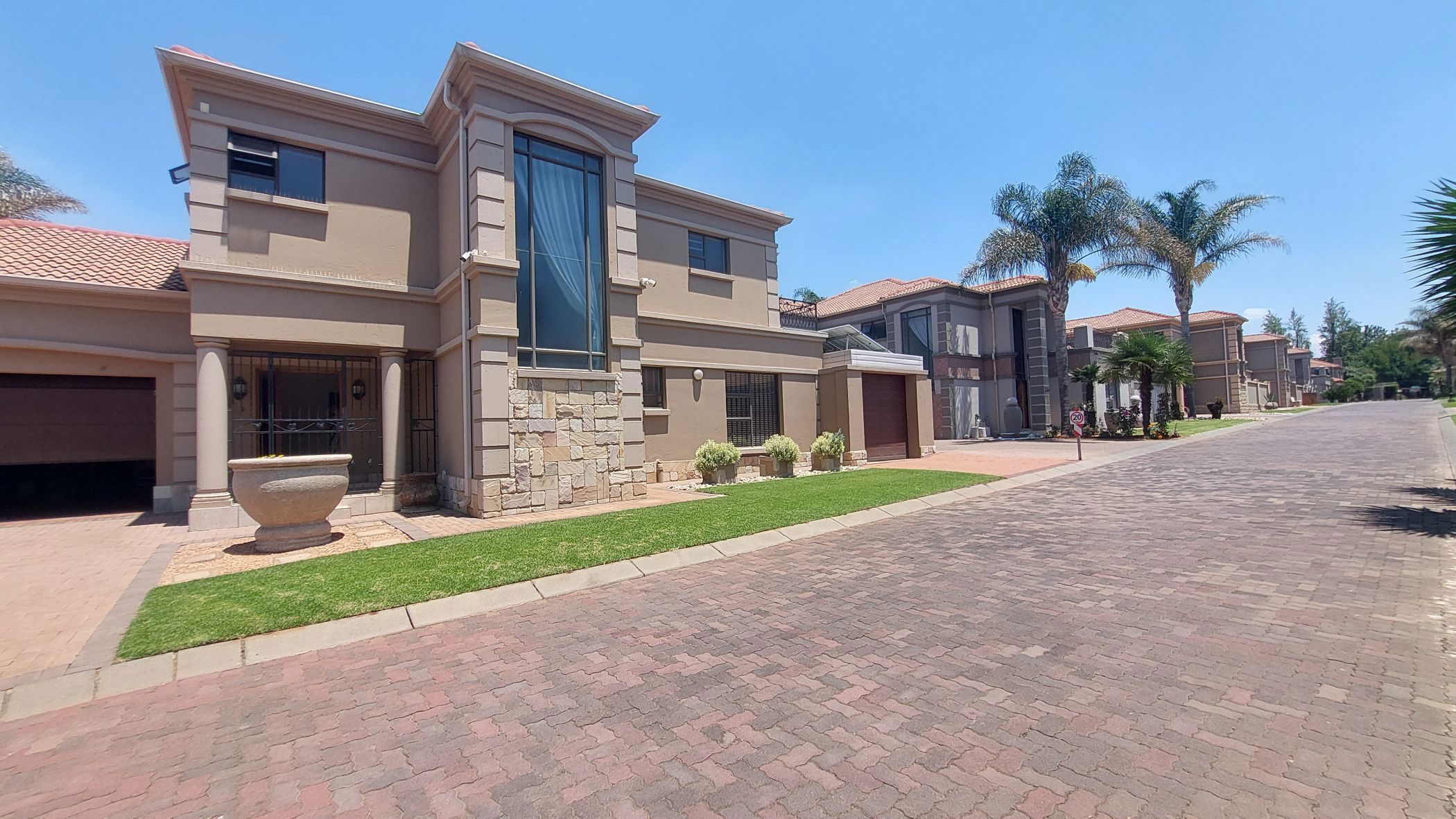 House for sale in Kenleaf - 1BJ1687837