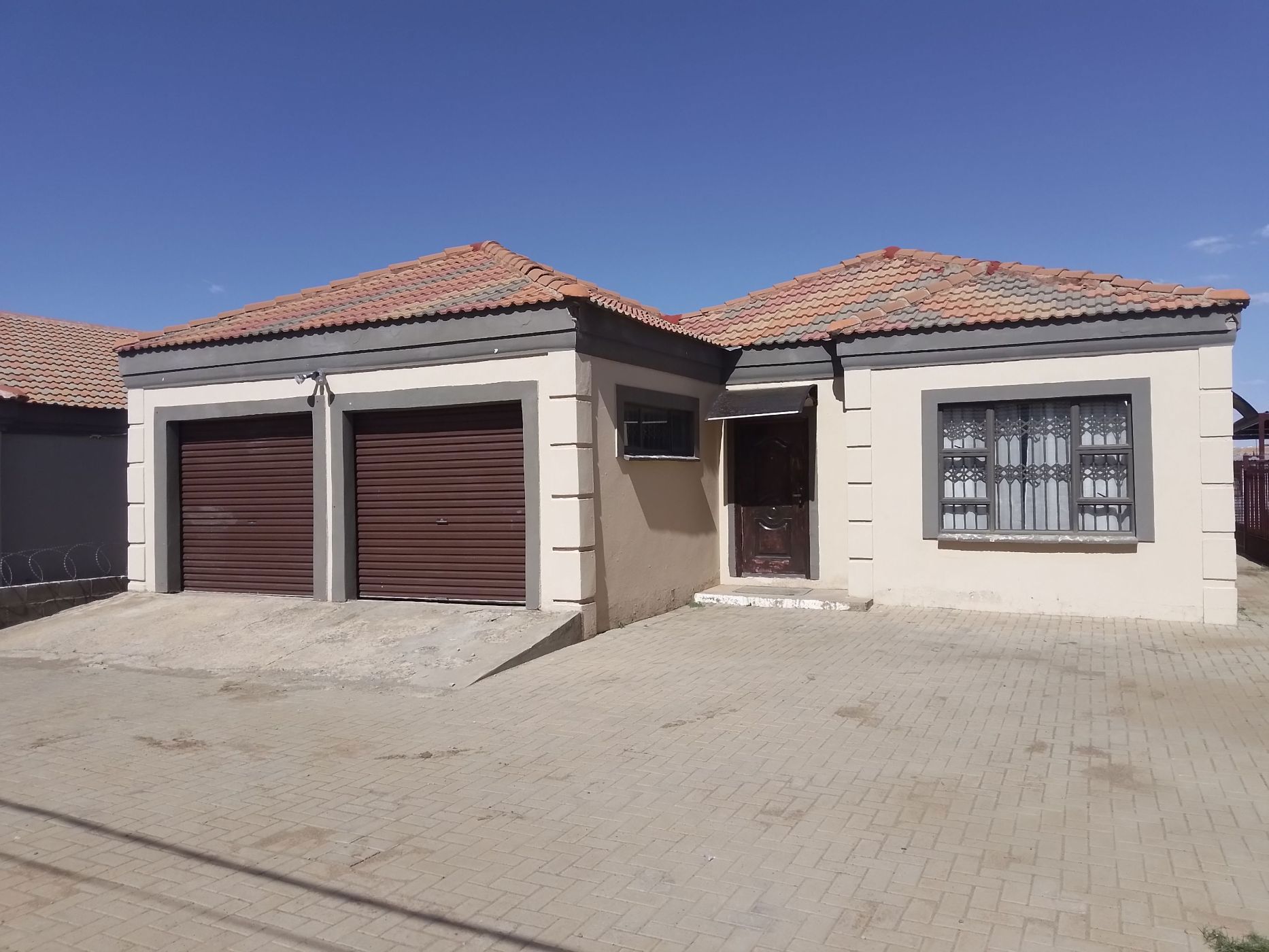 House for sale in Bloemside - 1BX1688024