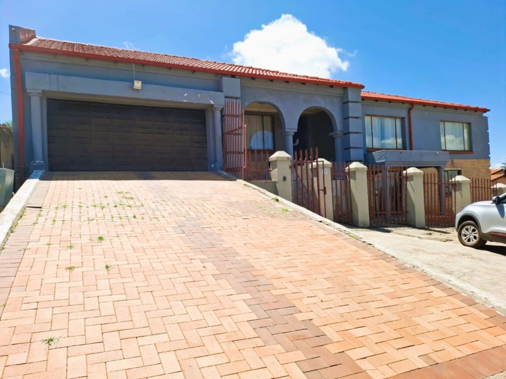 House for sale in Naturena - 1GV1686842 House for sale in Naturena - 1GV1686842