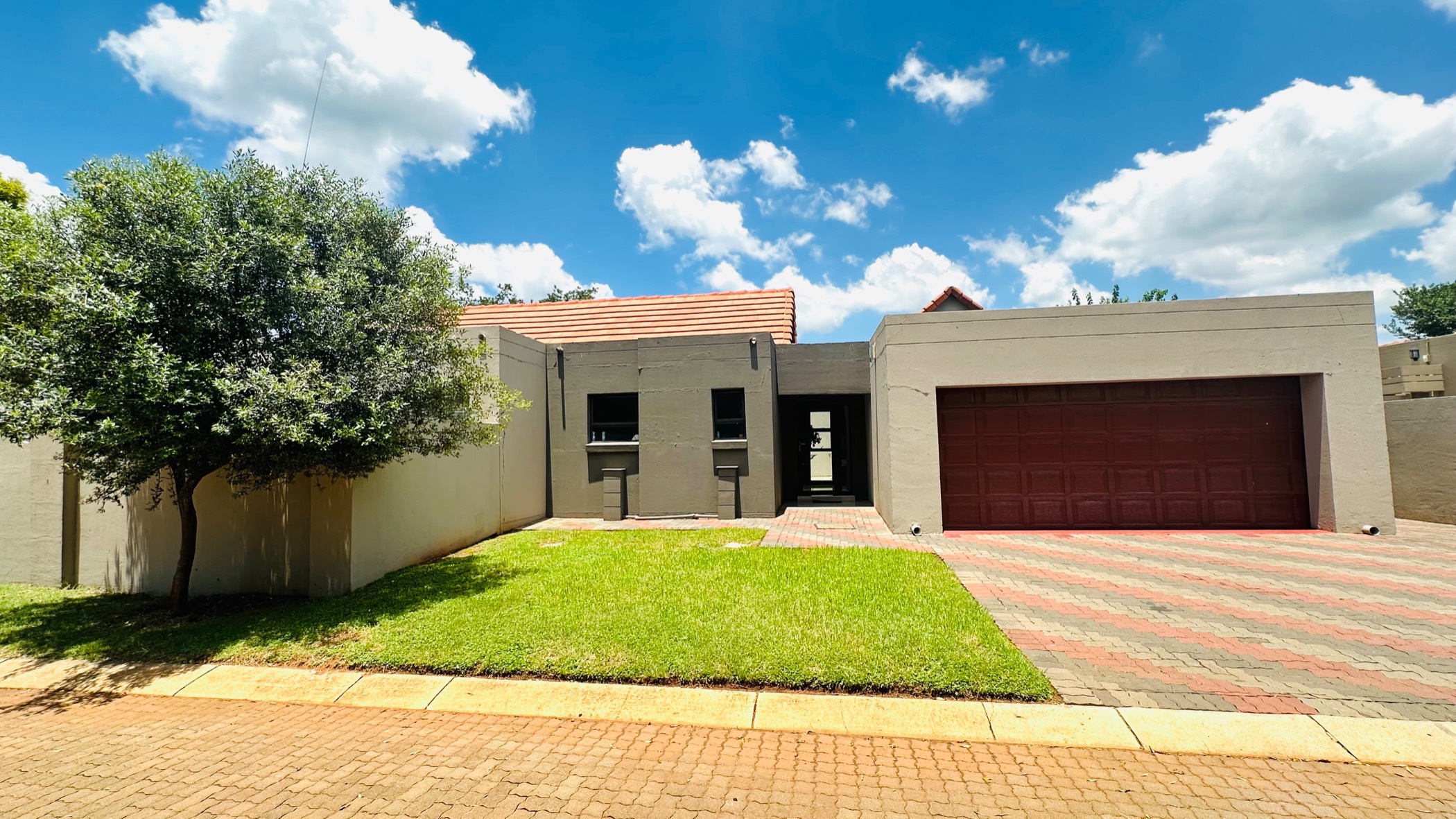 House for sale in Leloko Estate - 1HR1754309