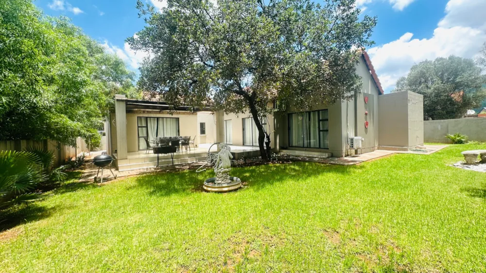 House for sale in Leloko Estate - 1HR1754309