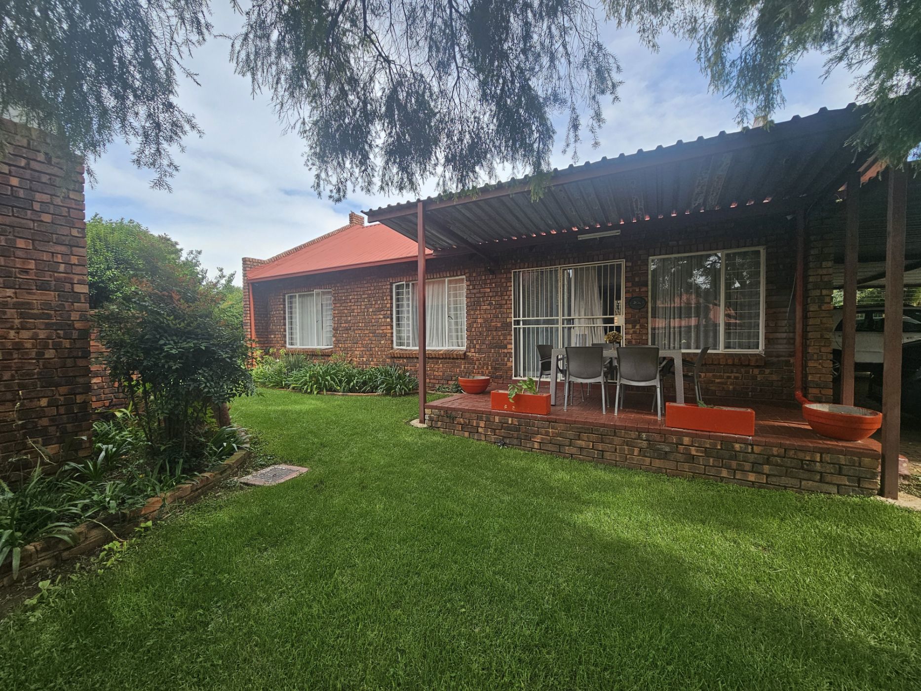 Security complex home let in Ifafi - 1HR1686322