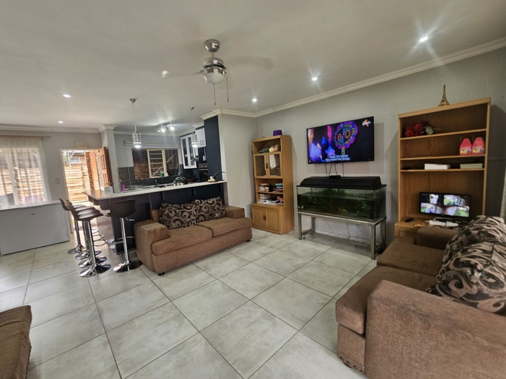 Security complex home let in Ifafi - 1HR1686322 Security complex home let in Ifafi - 1HR1686322