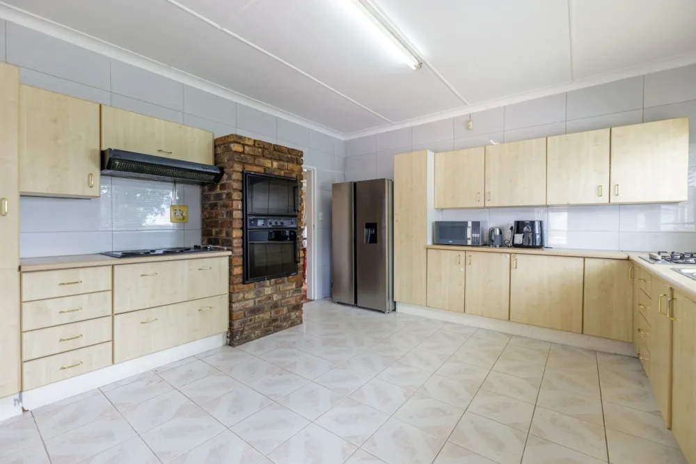 House let in Birchleigh - ENL1725494