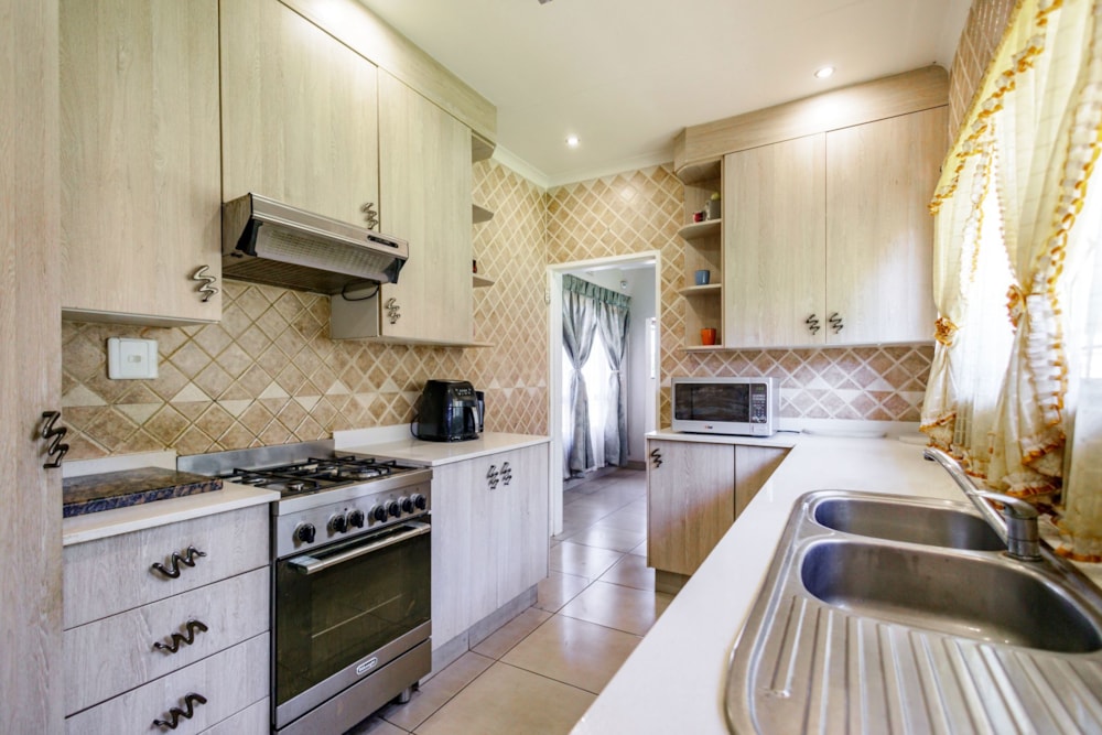 House for sale in Birch Acres - KTP1687747 House for sale in Birch Acres - KTP1687747