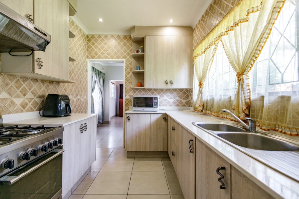 House for sale in Birch Acres - KTP1687747 House for sale in Birch Acres - KTP1687747