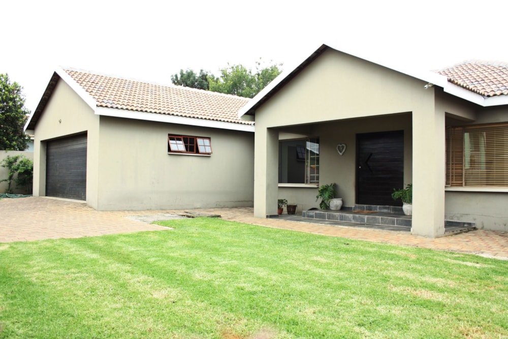 House sold in Lydenburg (Mashishing) - 1LY1687016 House sold in Lydenburg (Mashishing) - 1LY1687016