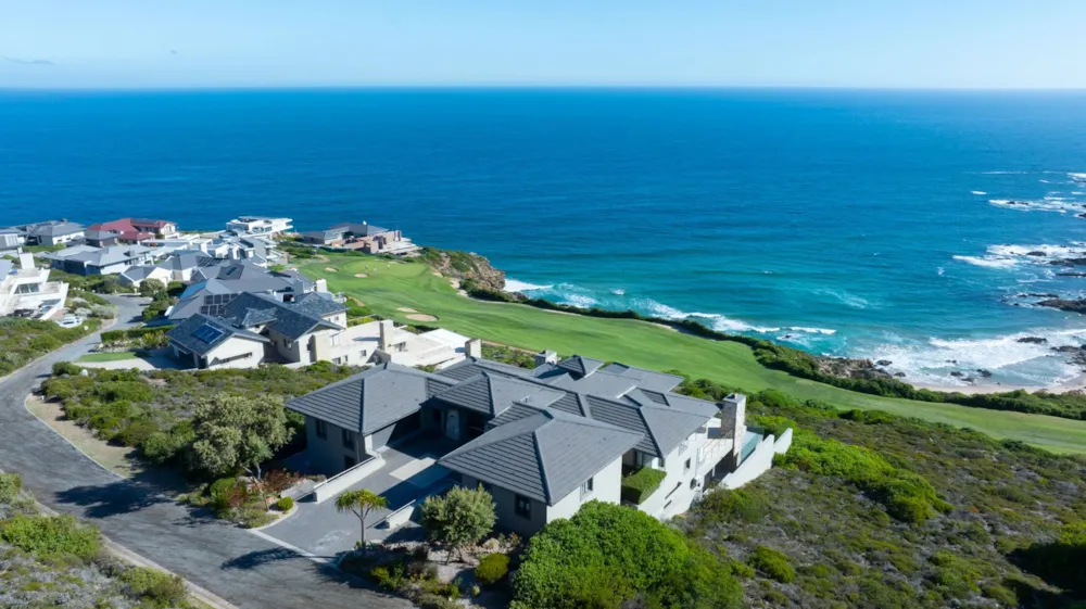 Multi-storey house for sale in Pinnacle Point Golf Estate - 1MB1621419
