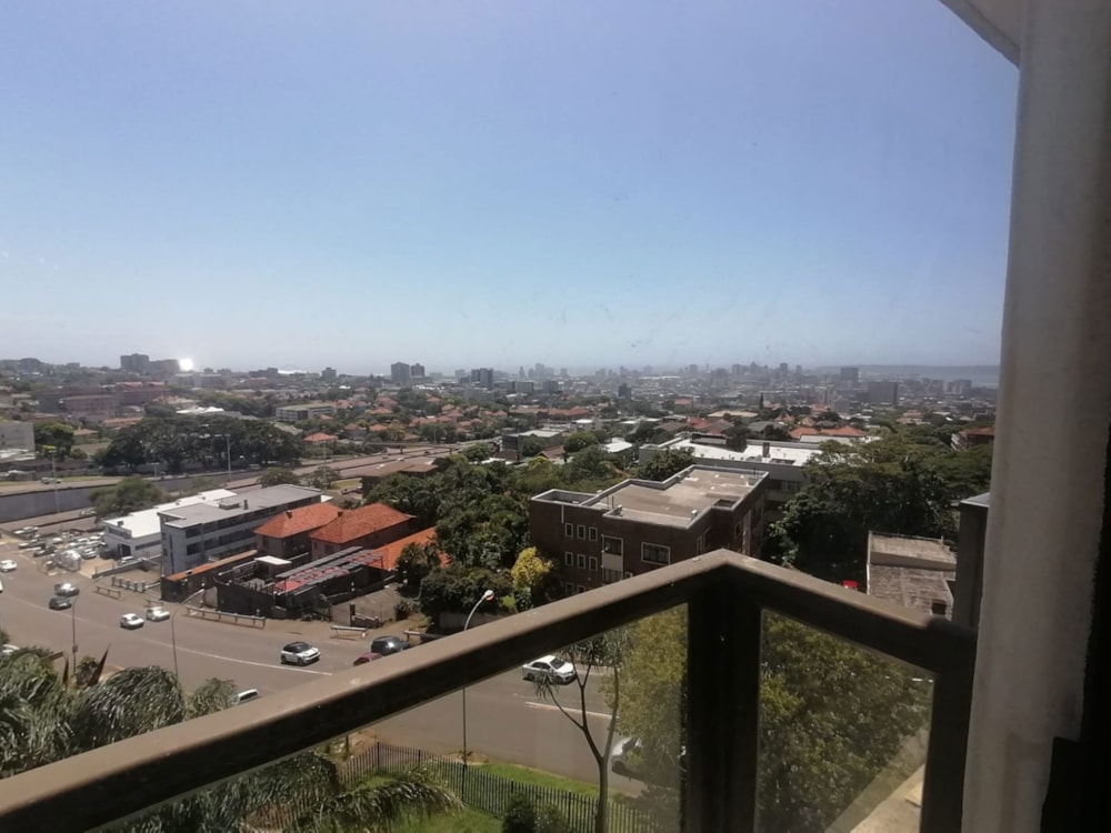 Apartment for sale in Westridge, Durban - 1DA1686595 Apartment for sale in Westridge, Durban - 1DA1686595