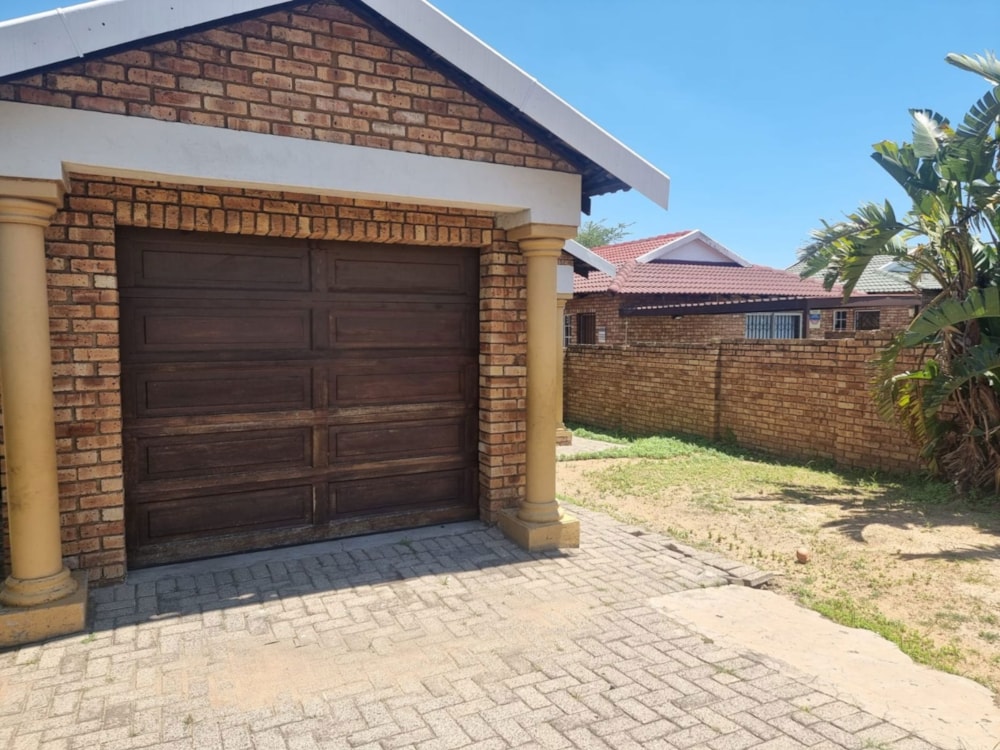 Townhouse let in Witbank (eMalahleni) - 1WD1687785 Townhouse let in Witbank (eMalahleni) - 1WD1687785