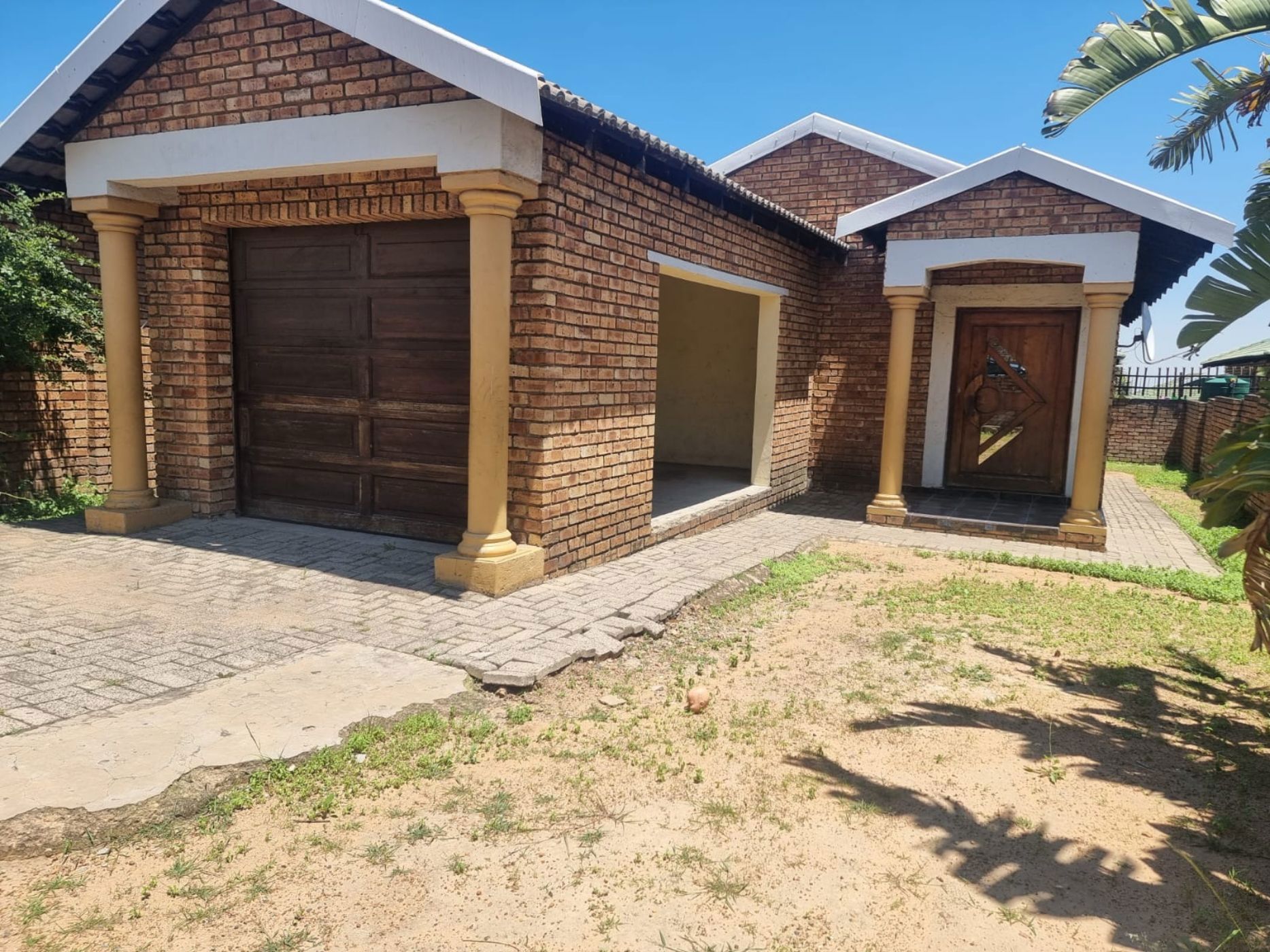 Townhouse let in Witbank (eMalahleni) - 1WD1687785