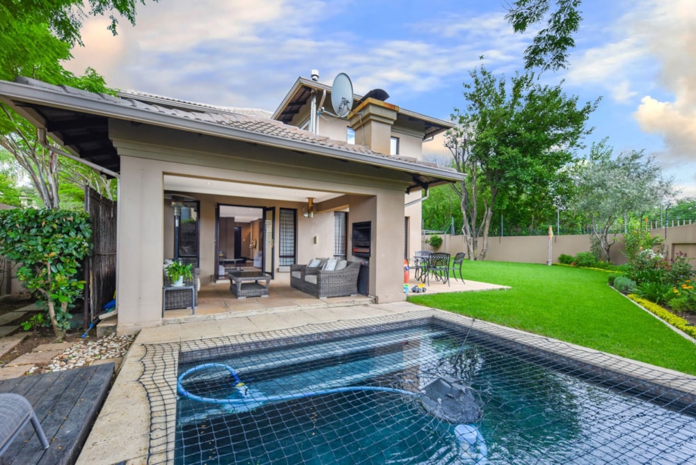 Cluster sold in Sunninghill - FW1688171 Cluster sold in Sunninghill - FW1688171