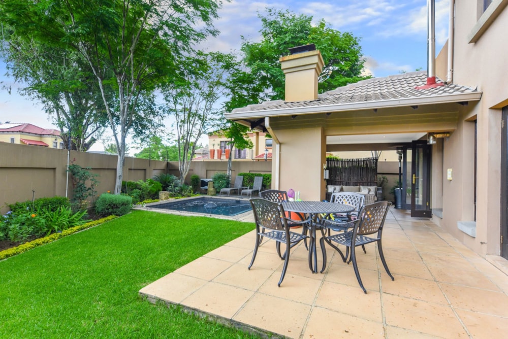 Cluster sold in Sunninghill - FW1688171 Cluster sold in Sunninghill - FW1688171