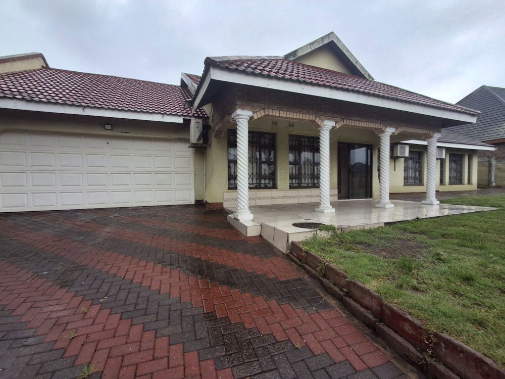 House let in Richards Bay - 1RY1683314 House let in Richards Bay - 1RY1683314