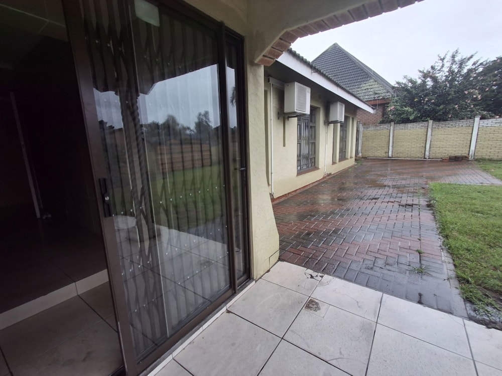 House let in Richards Bay - 1RY1683314 House let in Richards Bay - 1RY1683314