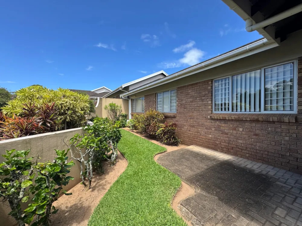 Townhouse sold in Uvongo - 1PX1588362 Townhouse sold in Uvongo - 1PX1588362