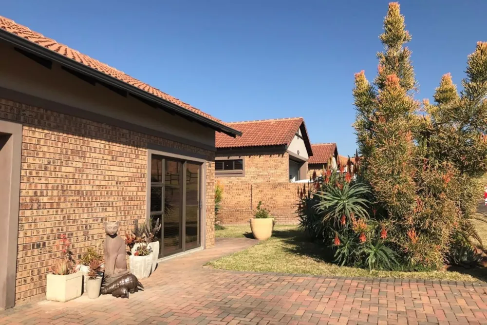 Double-storey house for sale in Bateleur Estate - 1NS1741007