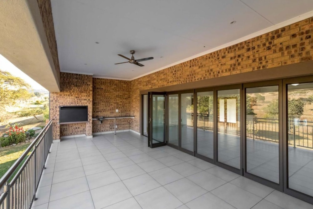 Double-storey house for sale in Bateleur Estate - 1NS1687599 Double-storey house for sale in Bateleur Estate - 1NS1687599