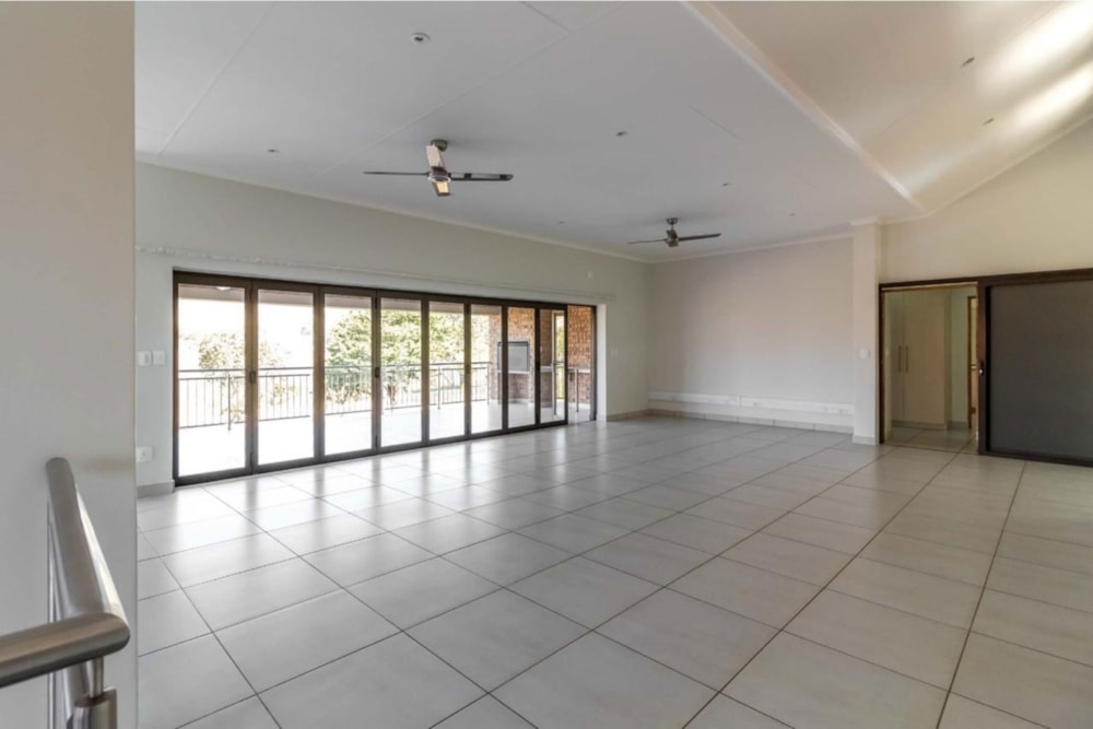 Double-storey house for sale in Bateleur Estate - 1NS1687599 Double-storey house for sale in Bateleur Estate - 1NS1687599