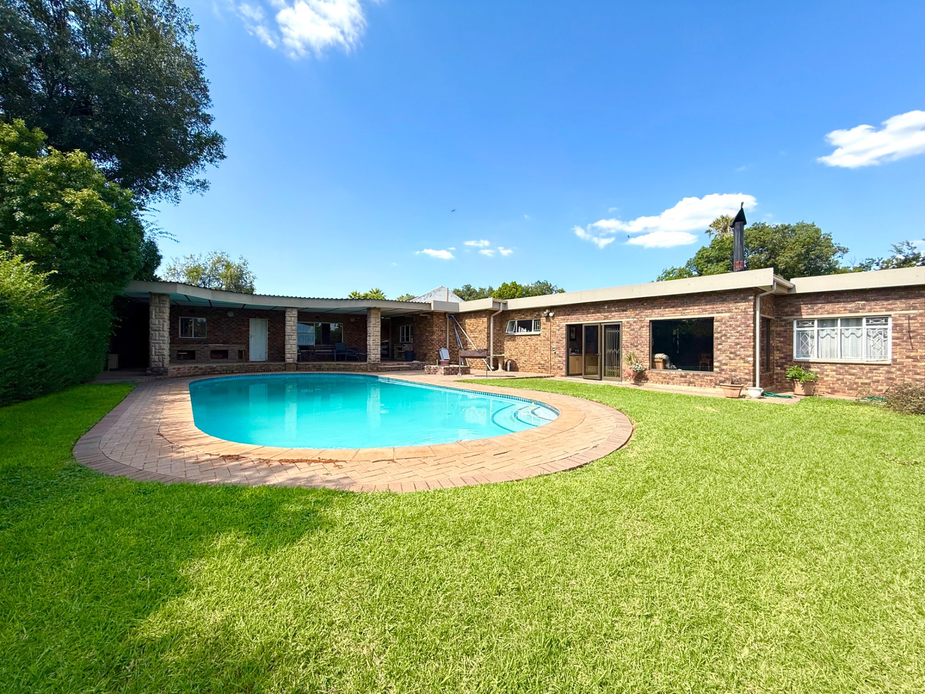 House for sale in Vanderbijlpark SE 2 - 1VT1671861