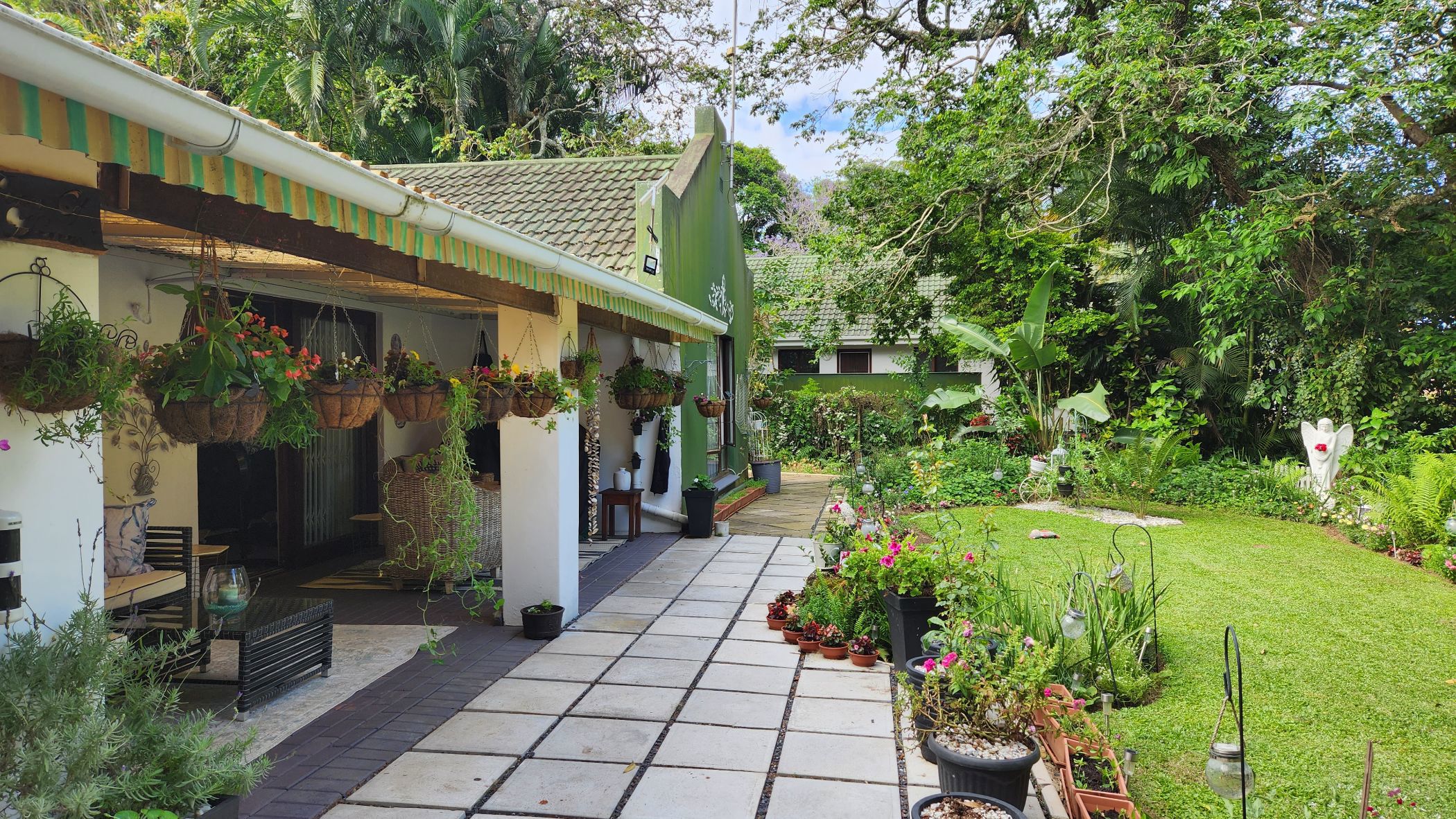 Townhouse sold in Umtentweni - 1PSH1686482