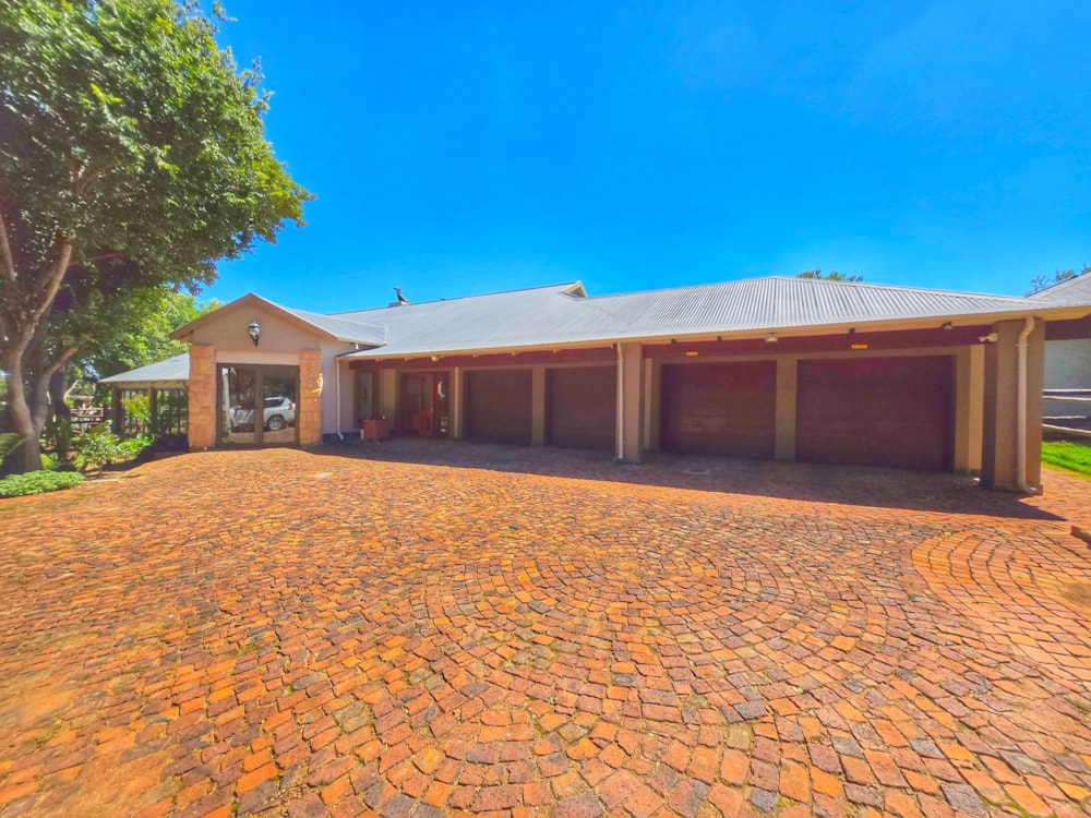 House for sale in Mooikloof - PT1688131 House for sale in Mooikloof - PT1688131