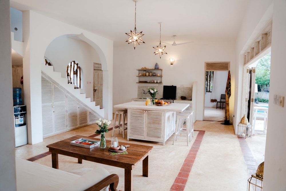 Beachfront villa to rent in Diani, Kenya - 3KE1682727