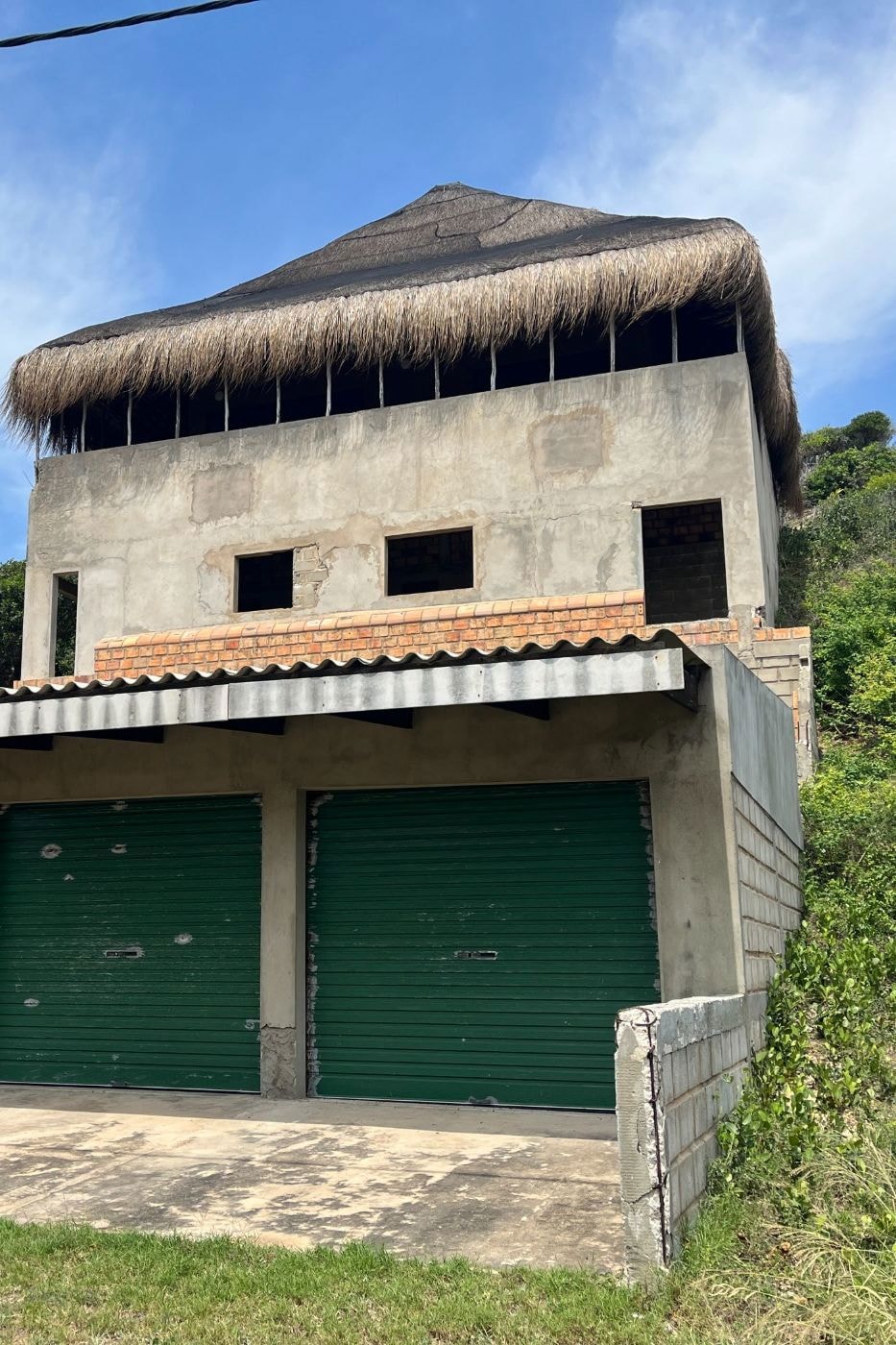 House for sale in Praia do Tofo, Mozambique - 3MQ1683660