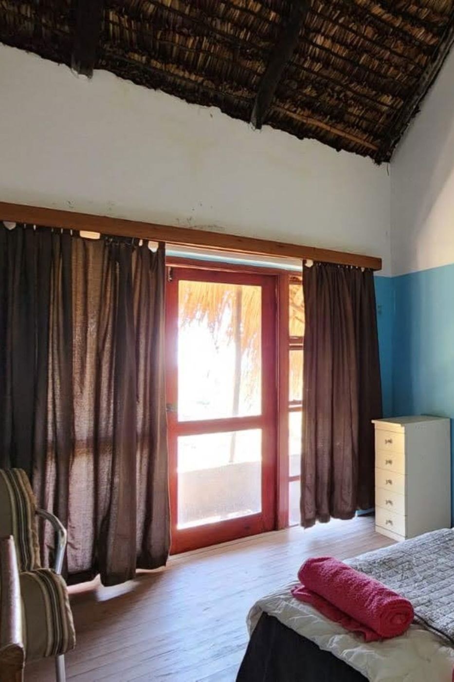 House for sale in Tofo, Mozambique - 3MQ1683660 House for sale in Tofo, Mozambique - 3MQ1683660