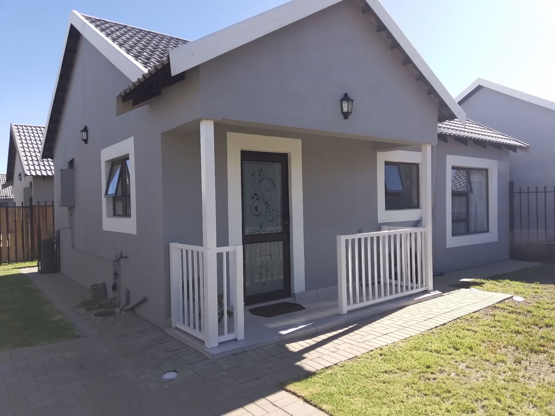 Townhouse for sale in Bloemspruit - 1BX1686780
