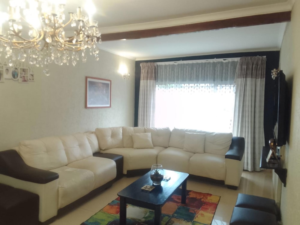 House for sale in Lenasia South - 1GV1688372 House for sale in Lenasia South - 1GV1688372