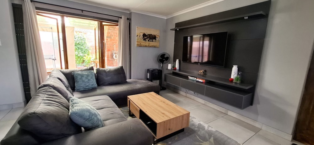 Townhouse let in Greenshields Park - 1PLZ1685380 Townhouse let in Greenshields Park - 1PLZ1685380