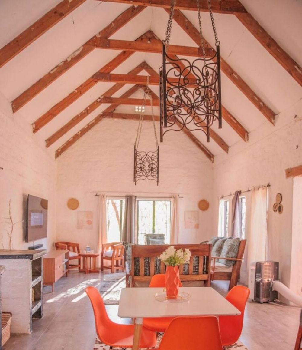 Security complex home for sale in Livingstone, Zambia - 3ZA1685540 Security complex home for sale in Livingstone, Zambia - 3ZA1685540