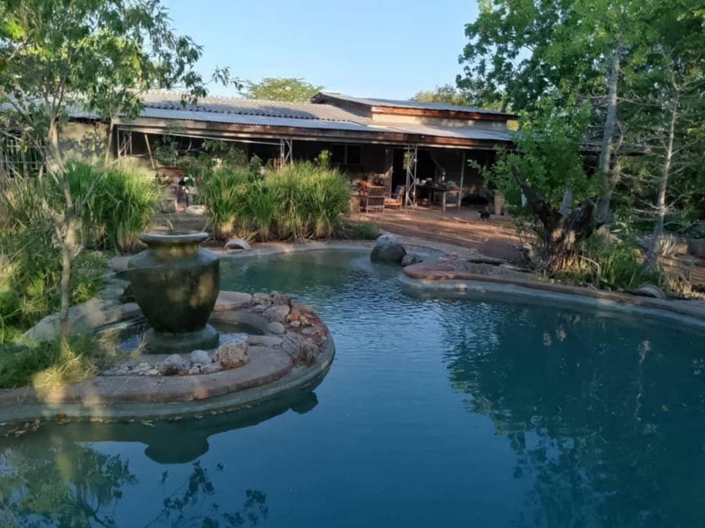 Security complex home for sale in Livingstone, Zambia - 3ZA1685540 Security complex home for sale in Livingstone, Zambia - 3ZA1685540