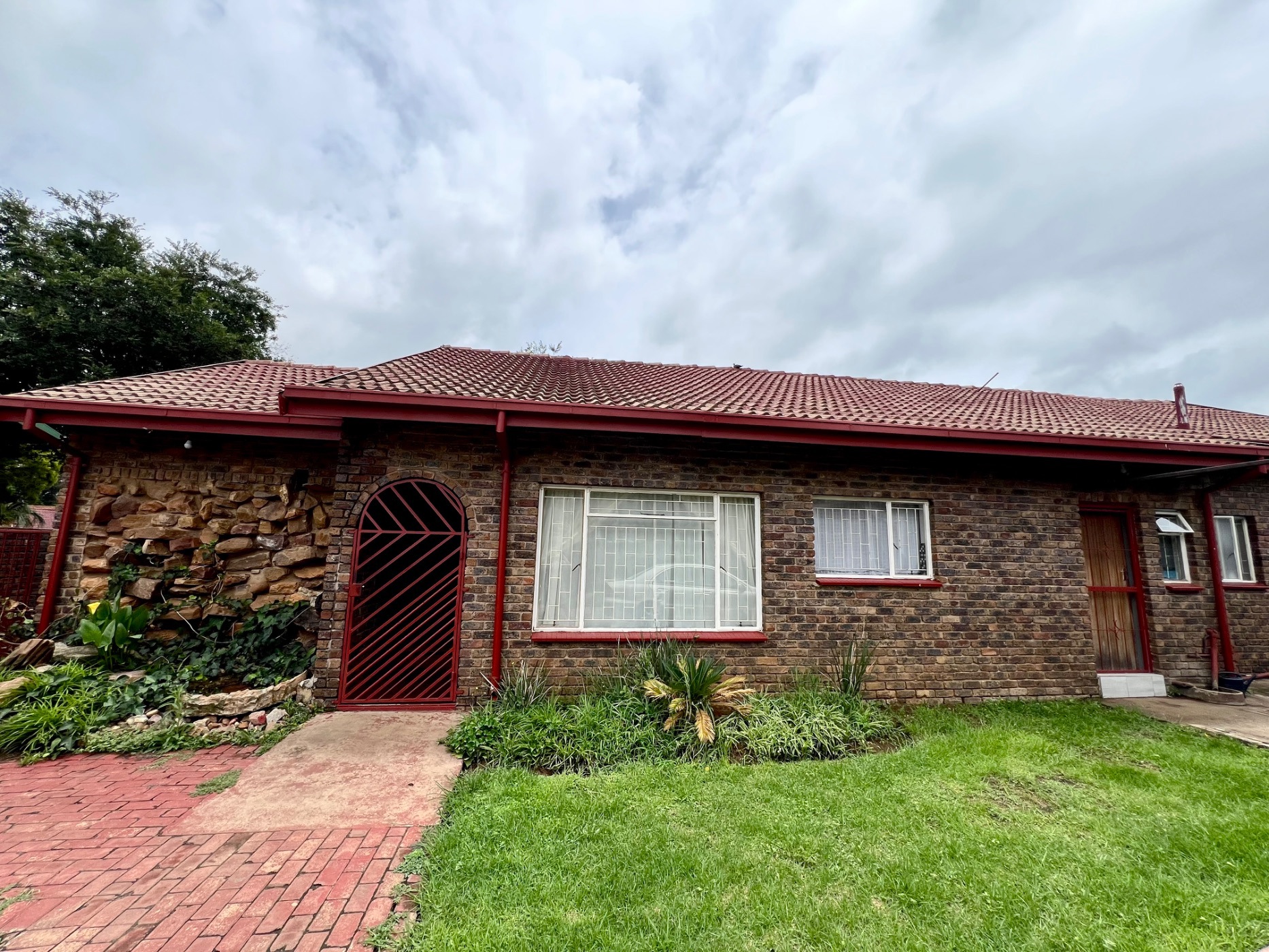 House for sale in Bester - PRN1685676