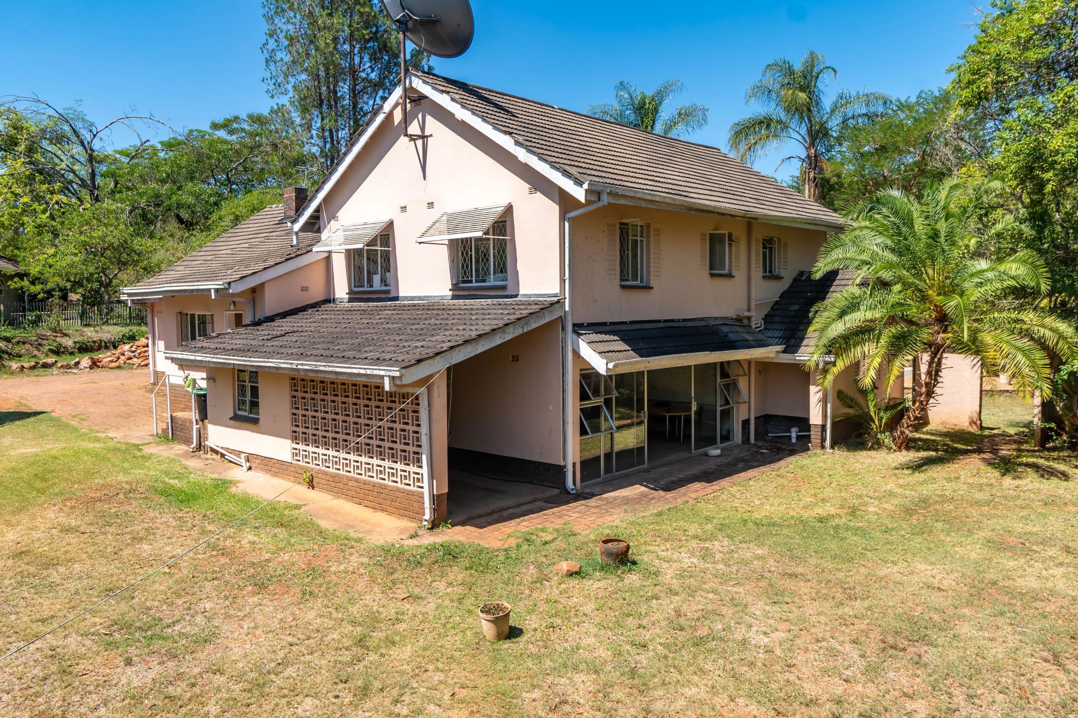 House for sale in Chisipite, Zimbabwe - 3ZB1685738