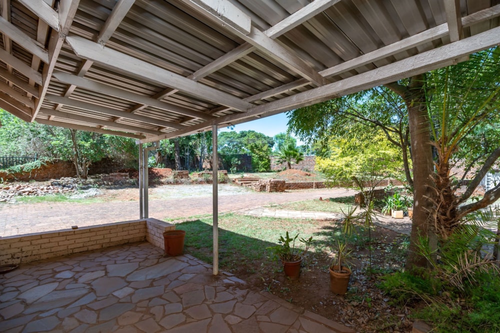 House for sale in Chisipite, Zimbabwe - 3ZB1685738