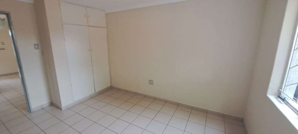 Bachelor apartment let in Phalaborwa - 1PW1685821 Bachelor apartment let in Phalaborwa - 1PW1685821
