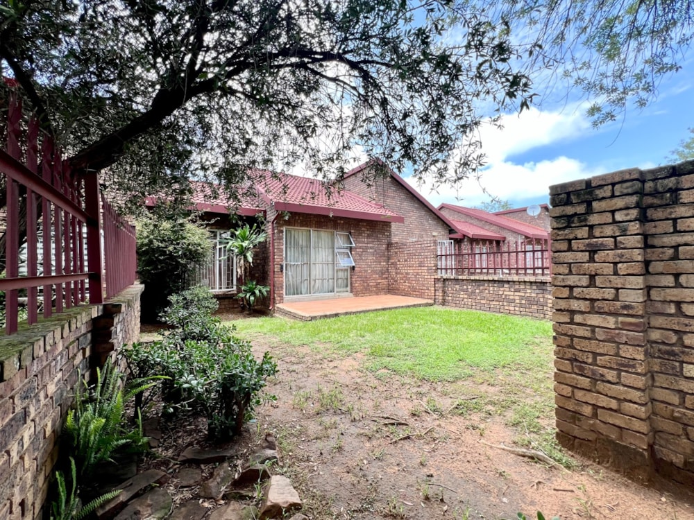 Townhouse for sale in Erasmus - PRN1686058 Townhouse for sale in Erasmus - PRN1686058