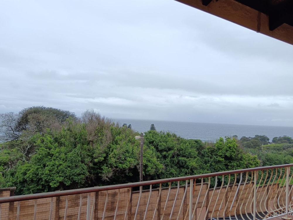 Security complex home for sale in Scottburgh - 1si1685822 Security complex home for sale in Scottburgh - 1si1685822